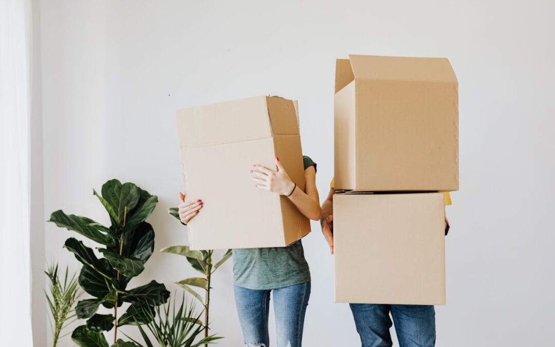“How can I prepare for my moving day before the movers arrive?” Here is what you should do to ensure a stress-free moving experience