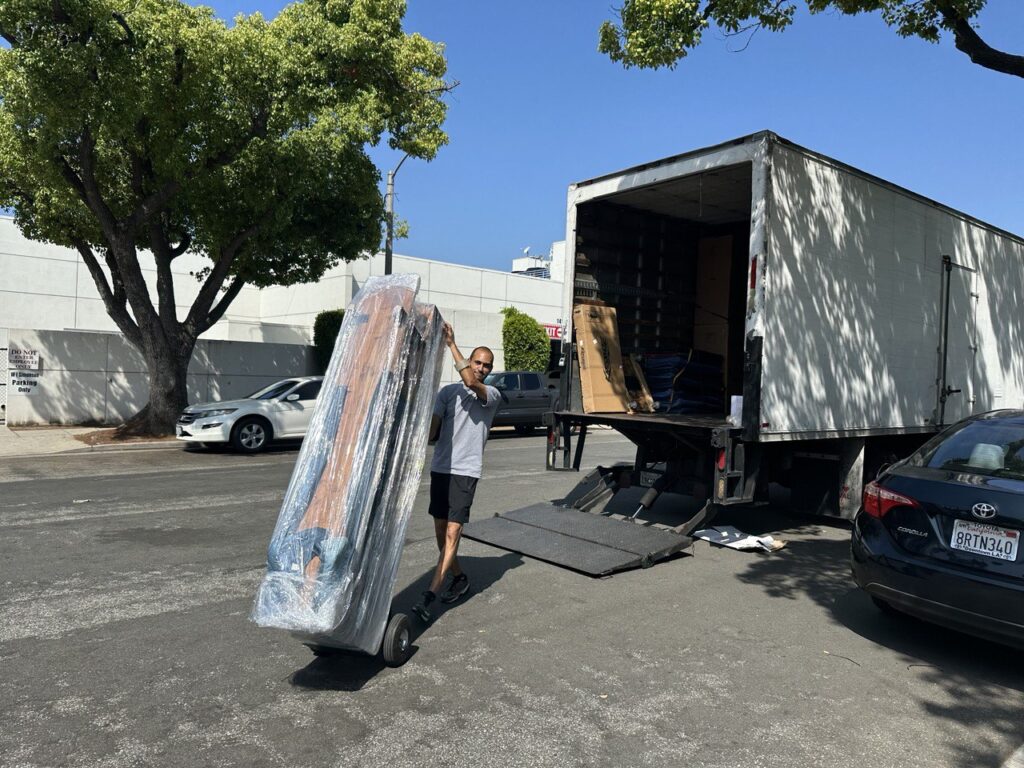 Affordable furniture movers