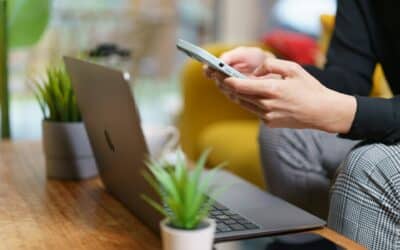 How to Recognize Fake Reviews: 2025 Guide