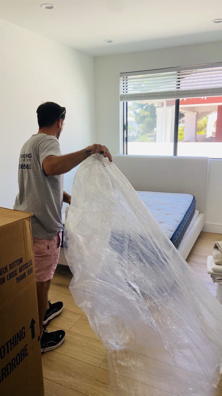 Downtown Los Angeles movers 9 Professional and reliable downtown los angeles movers