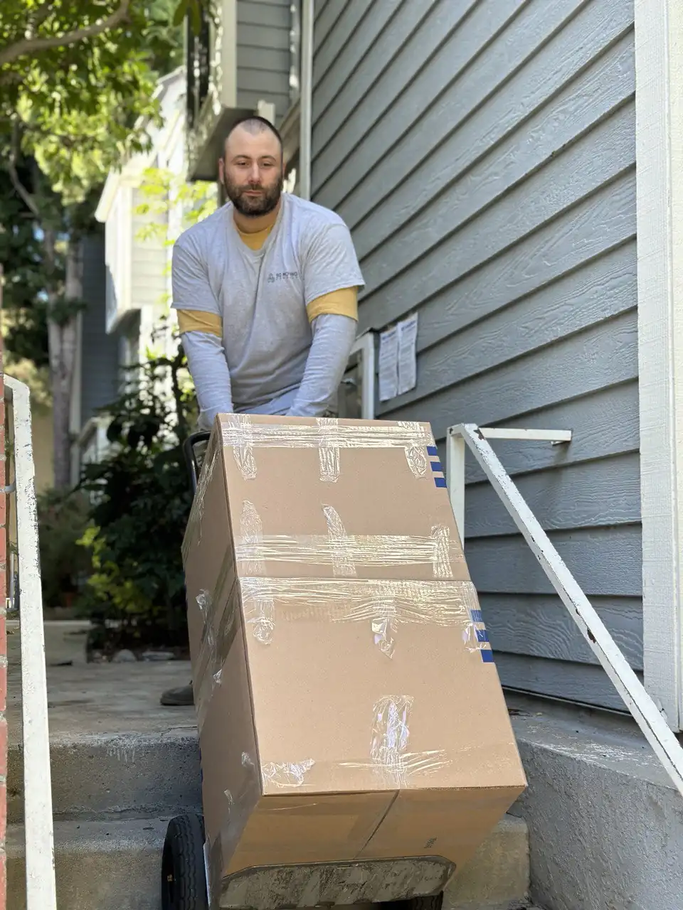 Trusted and Reliable Moving Company in Manhattan Beach Trusted and Reliable Moving Company in Manhattan Beach
