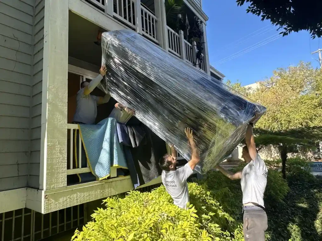 Moving to the Hills in Los Angeles: What You Should Know Before Making the Move 5 White Glove Moving Services in Hermosa Beach