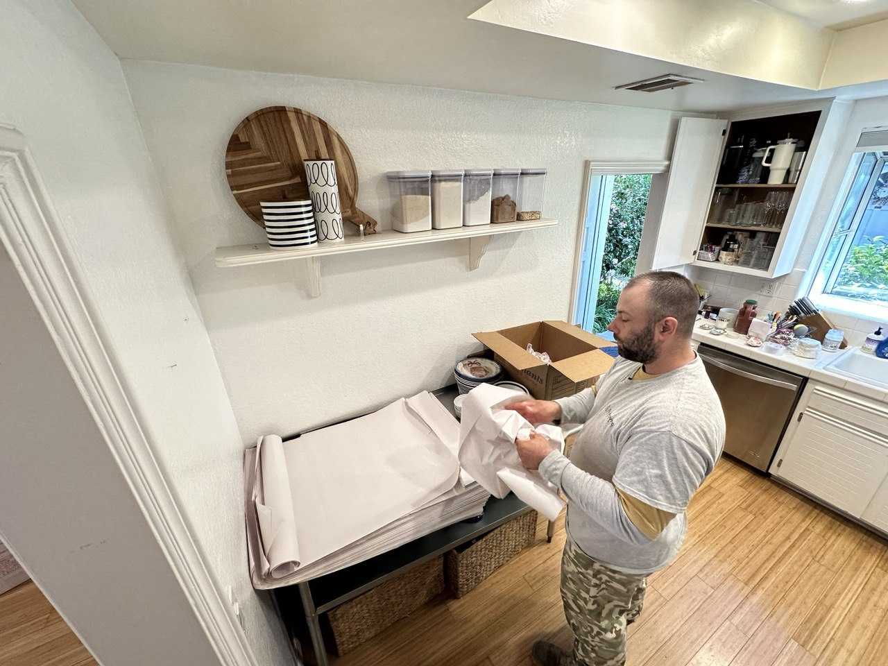 Professional Packing moving services in Playa Vista