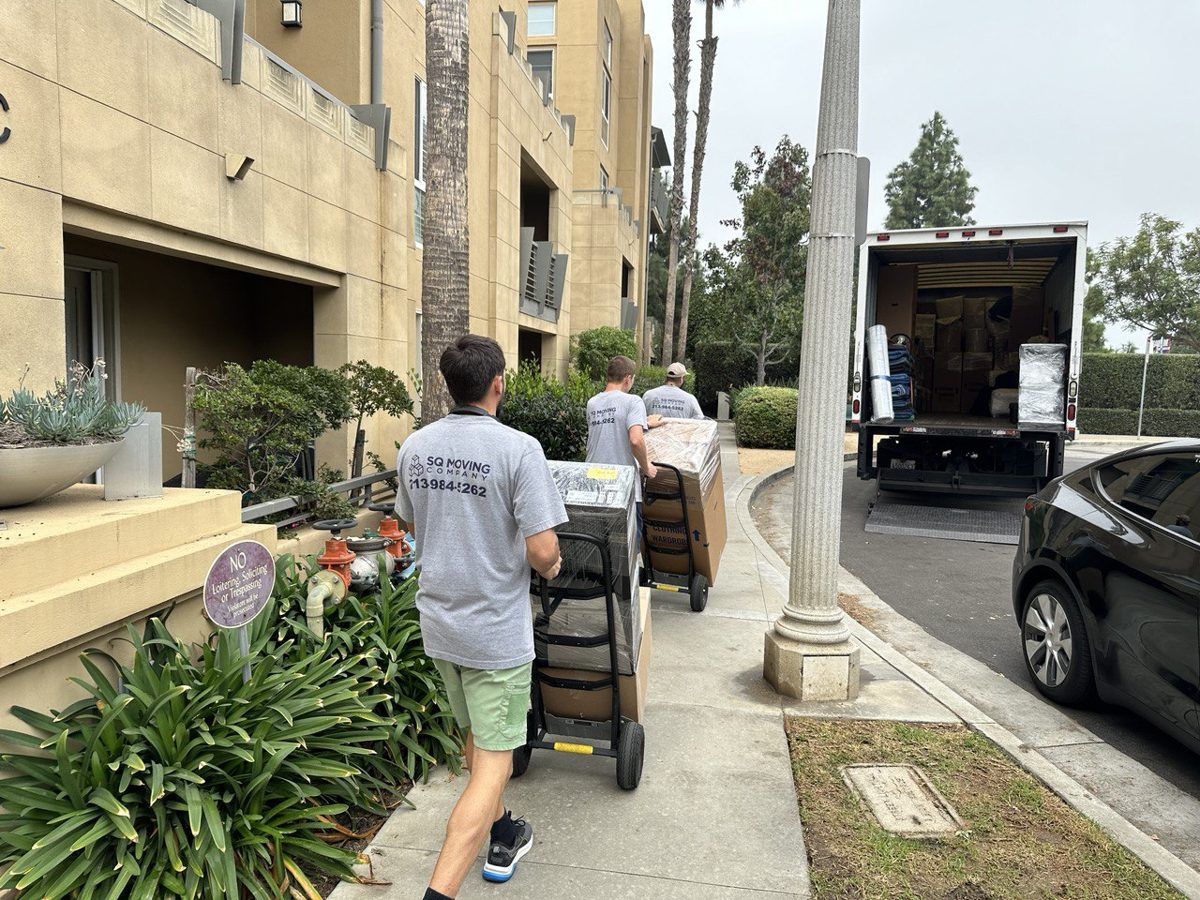 SQ Moving Company – professional Los Angeles movers helping residents with local apartment and home moves